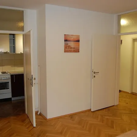 Niko-max Apartman *